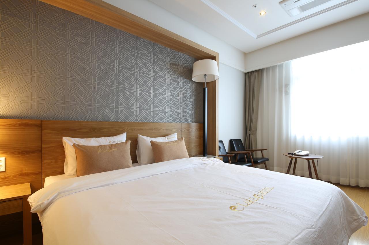 Lake 45 Hotel Naju Luaran gambar